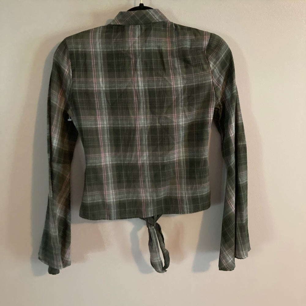 Plaid button down top | size XS | crop - Picture 4 of 6